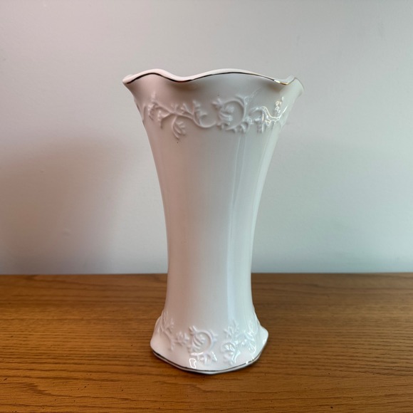 Elegant White Vase with Gold Trim, Embossed Floral Design, Home Decor, 9 Inches - Picture 8 of 9
